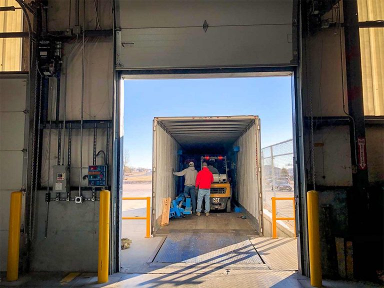 1.OffloadingTruck